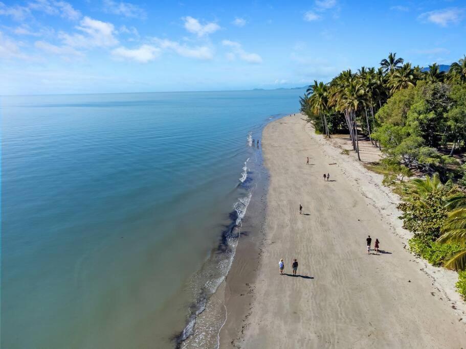 Sea Pavilion - Luxury Home Sleeps 12 Guests Port Douglas Exterior photo