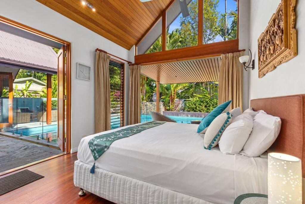 Sea Pavilion - Luxury Home Sleeps 12 Guests Port Douglas Exterior photo